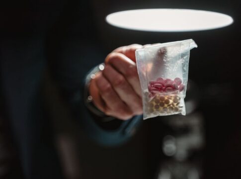 Featured image related to Deputies Find Drug Dealers Asleep With Drugs in Plain Sight