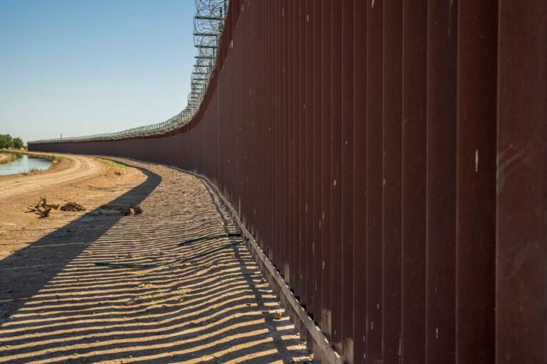 New developments in US border policy and immigration reform — Politics coverage by New Way News. Photo: Mark Stebnicki via...