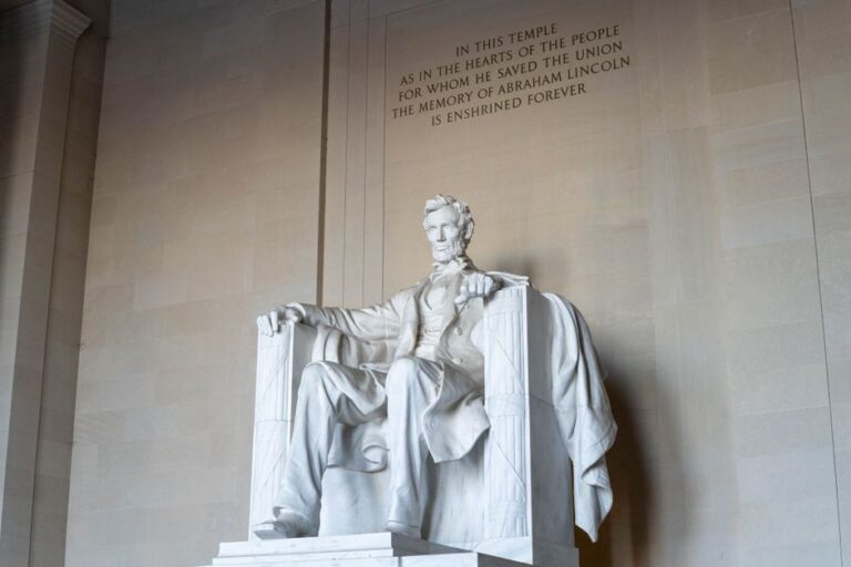 How presidents have used pop culture to their advantage — Entertainment coverage by New Way News. Photo: Quang Vuong via P...