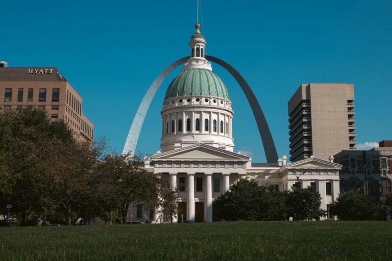 Missouri is poised to revert to former districts after Supreme Court rejects Trump-backed map — Politics coverage by New W...