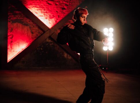 Let’s Dance: Examining the influence of David Bowie and Prince on American pop culture — Entertainment coverage by New Way...