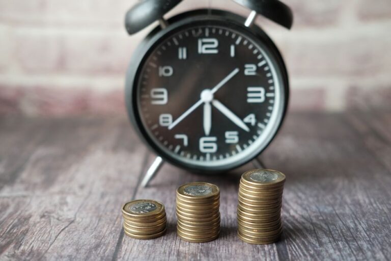 The Fed is preparing to raise rates. What if it doesn’t work? — Economy coverage by New Way News. Photo: Towfiqu barbhuiya...
